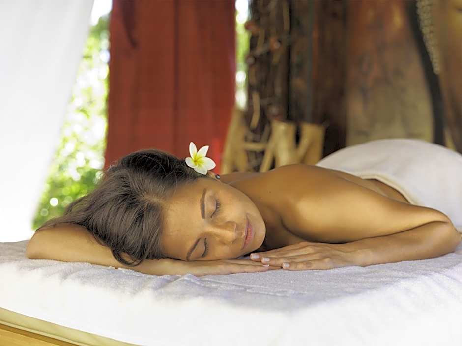 Regency Country Club, Apartments Suites