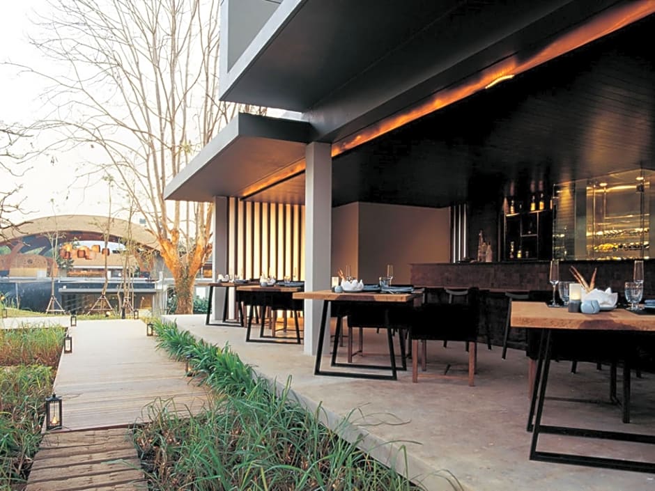 Veranda High Residence