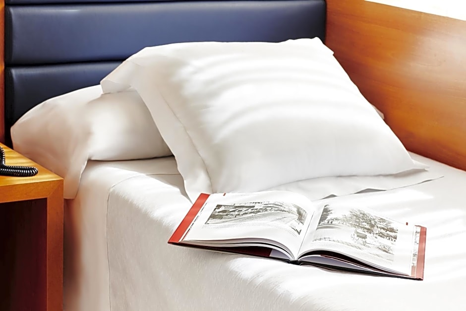 Barcelona Century Hotel