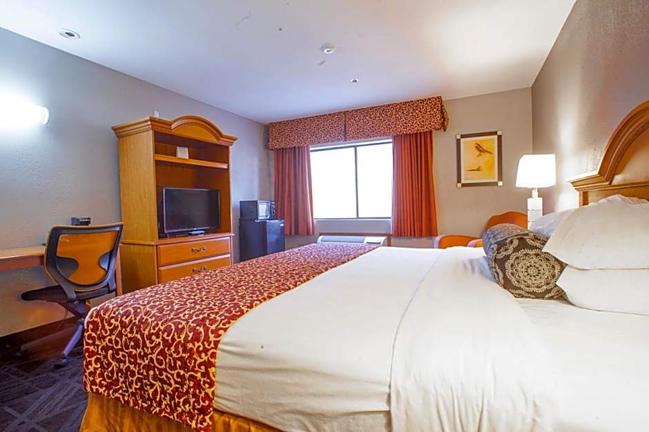 Ramada by Wyndham Barstow