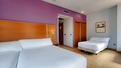 Double Superior Room with Extra Bed - 1 or 2 beds