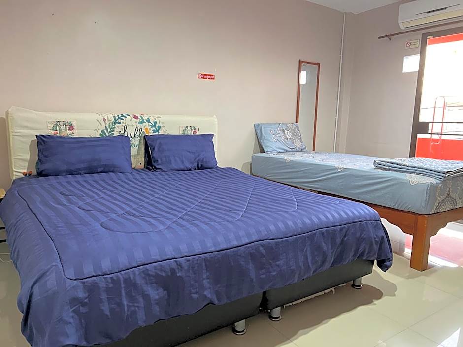 SMILE HOME GUESTHOUSE