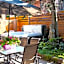 Maison Des Jardins B & B