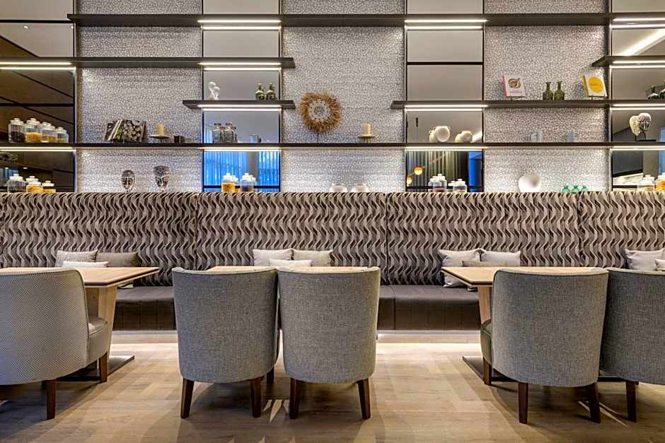 AC Hotel by Marriott Som