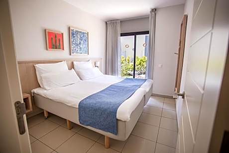 Classic 1 bedroom apartment - 2 Adults + 1 Child