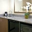 Hampton Inn By Hilton And Suites Savannah-Airport