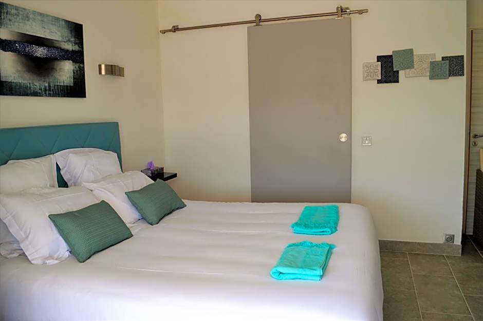 Villa La Terre Des Lauriers