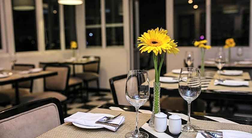 Serenity Diamond Hotel