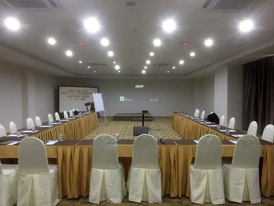 Hotel Grand Baron