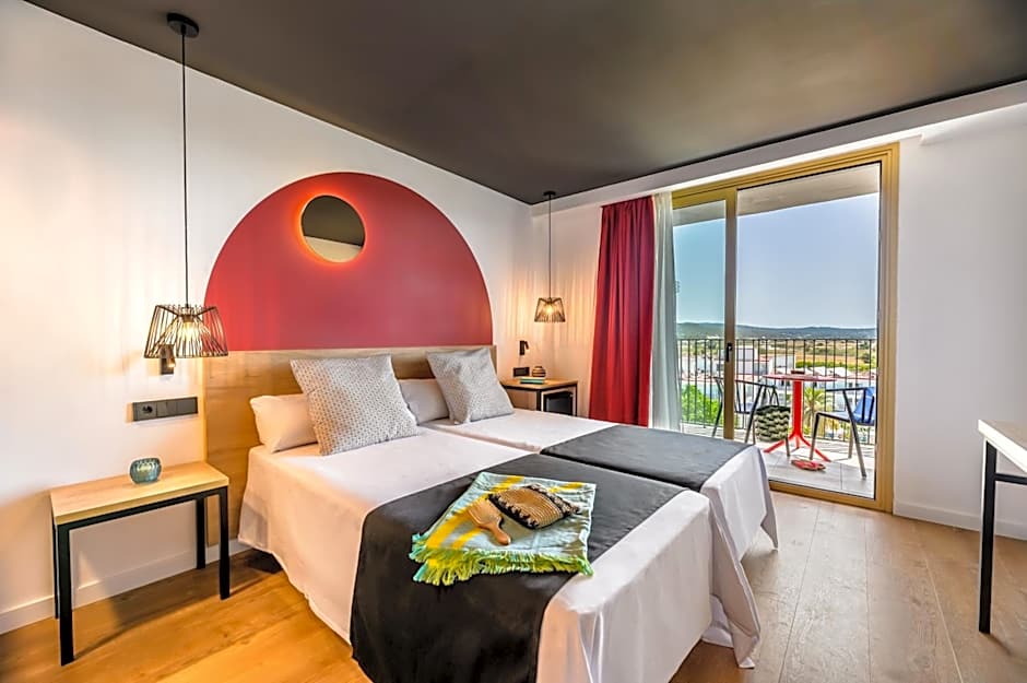 Hotel Vibra District - Adults Only