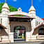 Lira Hotel