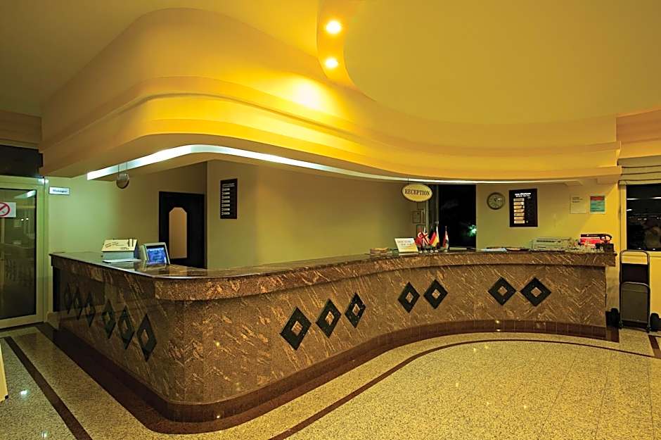 Side Palm D'or Hotel
