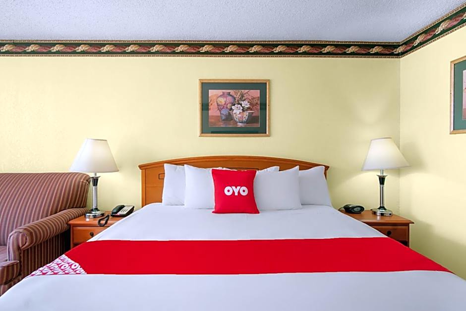 OYO Hotel Oklahoma City South I-35 and SE 29th