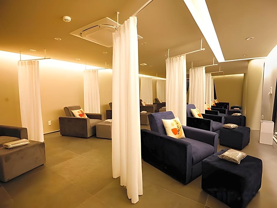 SAIGON TRAVEL LOUNGE