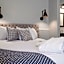 Hounds Tooth Inn