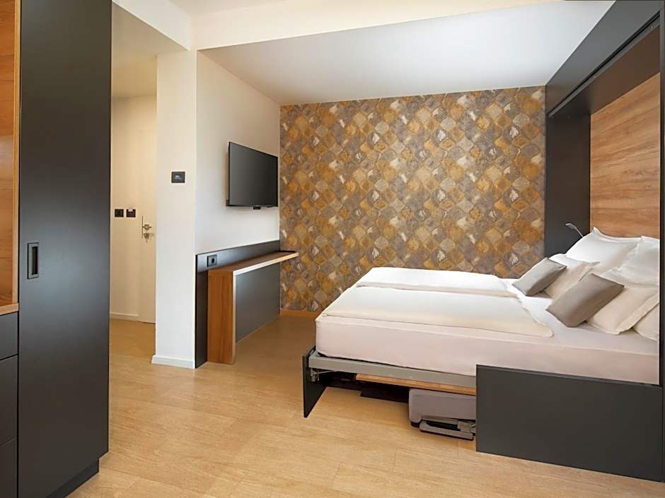 Ahotel Ljubljana