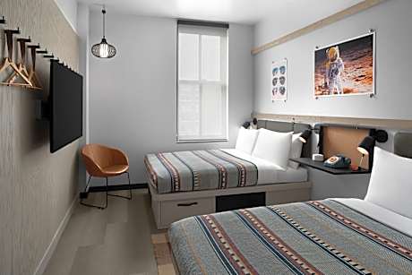 Standard Queen Room with Two Queen Beds