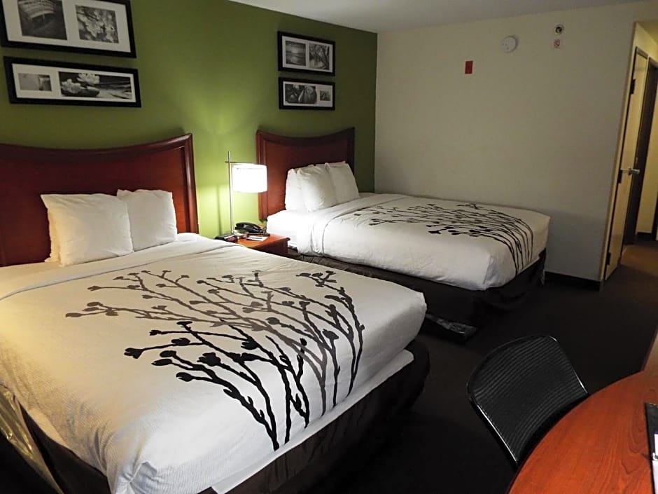 Sleep Inn & Suites Laurel