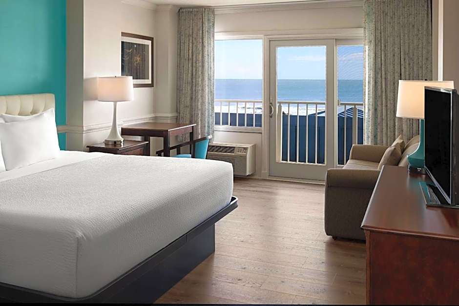 Howard Johnson Plaza Hotel by Wyndham Ocean City Oceanfront