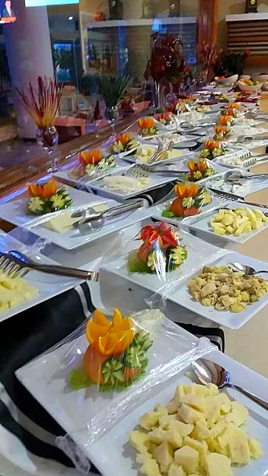 Demosan Hotel