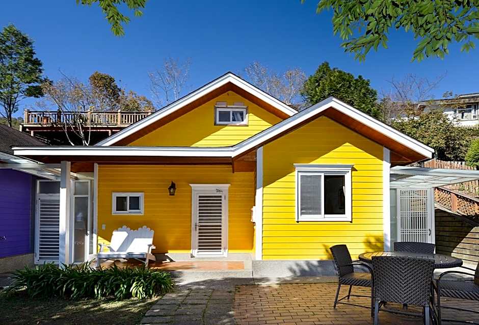 Aurora Villa