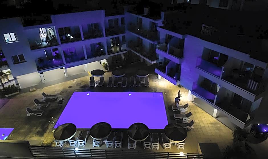 A Maos Hotel Apartments