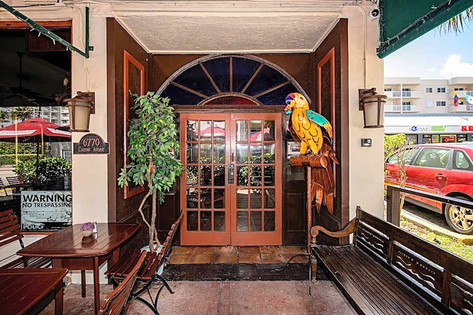 Norman s Hotel and Dining
