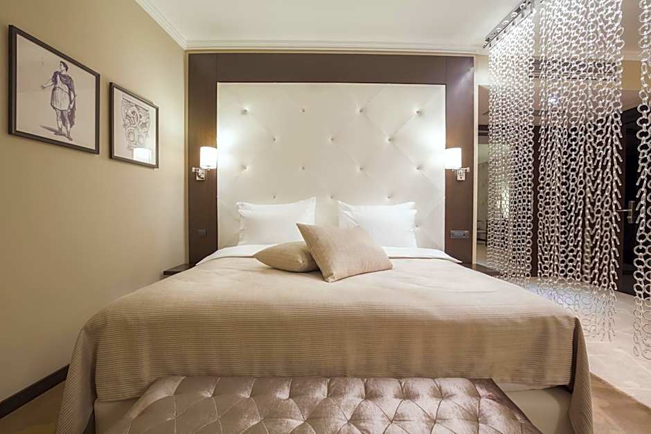 Hotel Constantine the Great