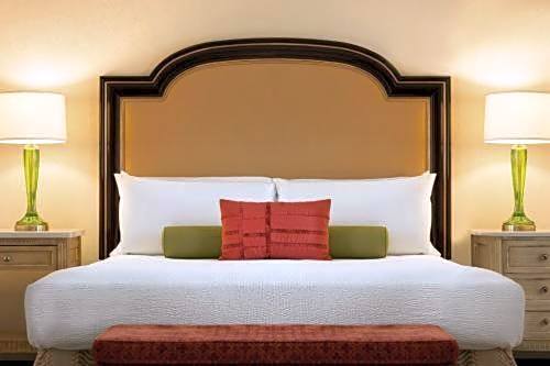 Photo 1 of 4 of Deluxe 1 King Bed Suite