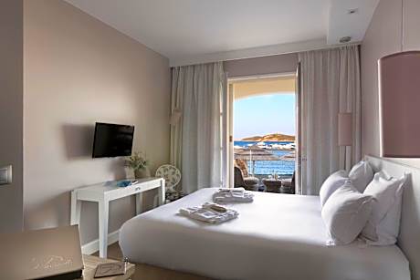 Standard Double Room with Sea View