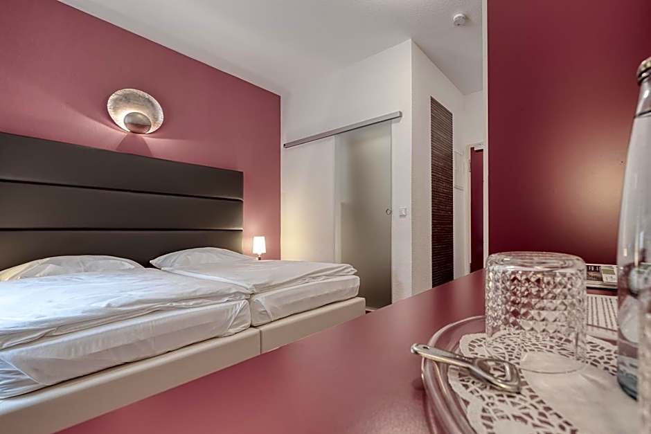 Hotel l'adresse garni