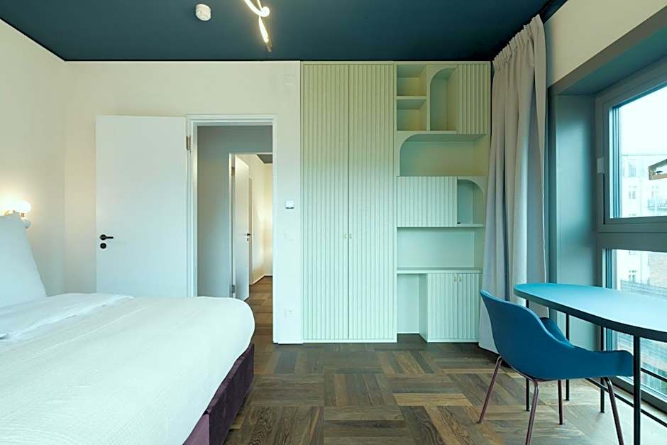 The Garden Suites by Suite030