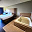 Super 8 by Wyndham Hayward WI