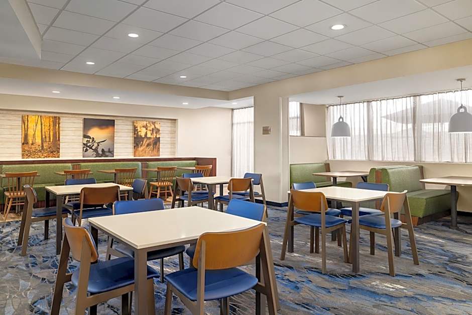 Fairfield Inn & Suites by Marriott West Monroe