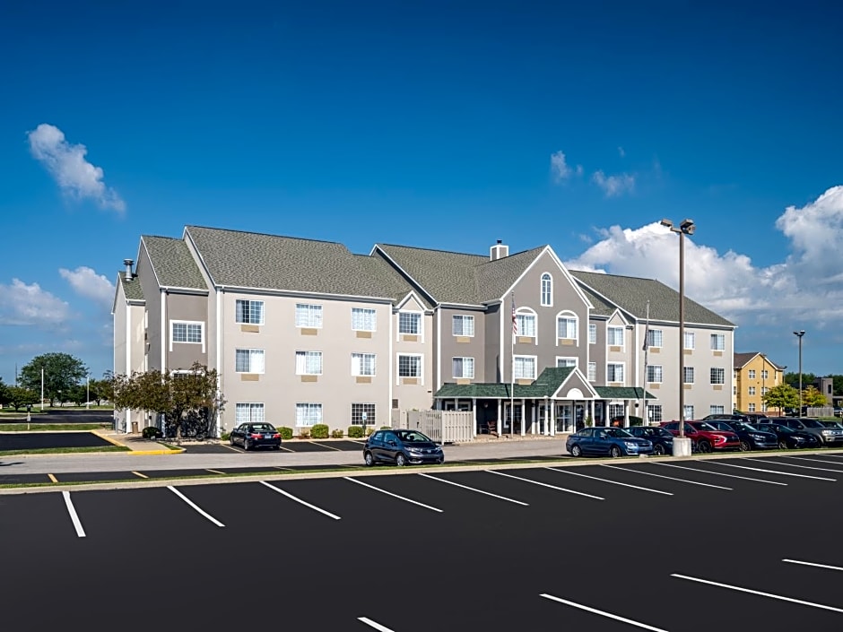Country Inn & Suites by Radisson, Toledo, OH