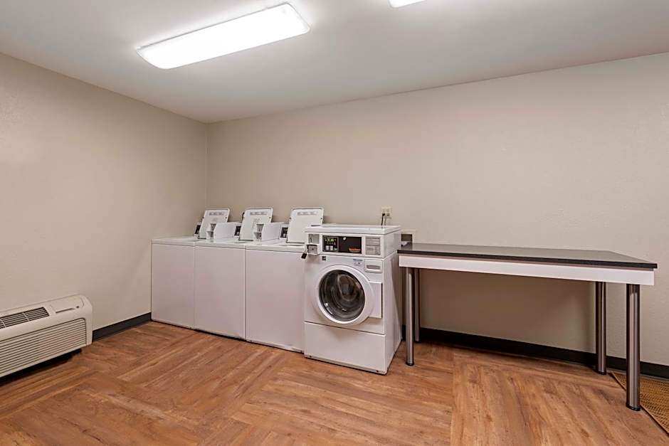 Extended Stay America Suites - Charlotte - University Place