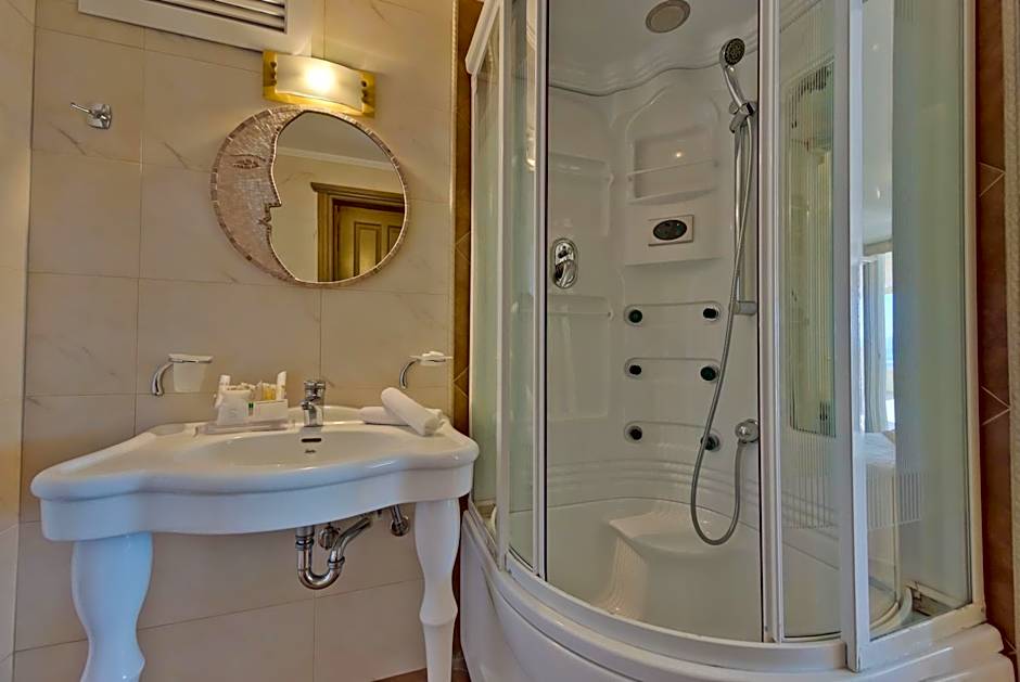 Palmariva Beach Hotel