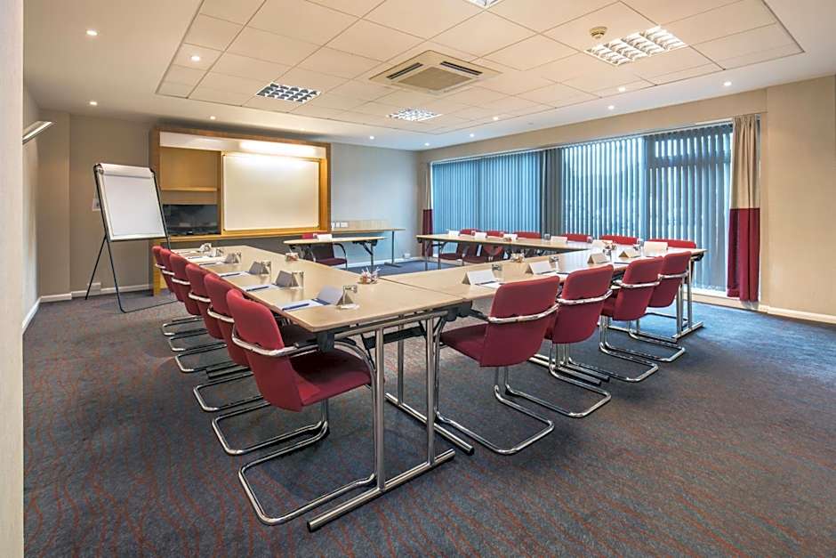 Holiday Inn Express Doncaster By IHG