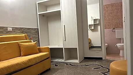 Economy Quadruple Room
