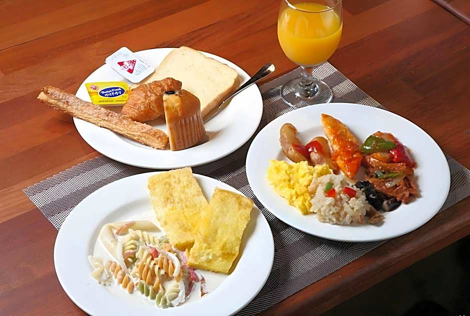 Yeoubi Hotel