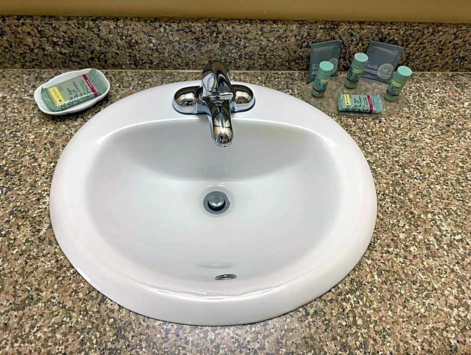 Best Western Manhattan Inn