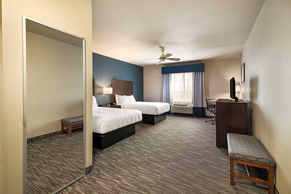 Best Western Plus Lake Dallas Inn & Suites