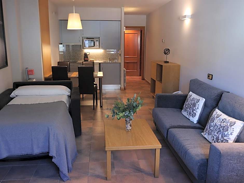 Aparthotel El Serch