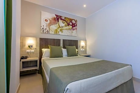 1BEDROOM 1AD+1CHD