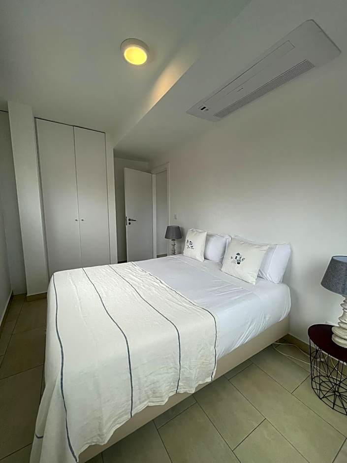 Esmeralda Holidays Apartments