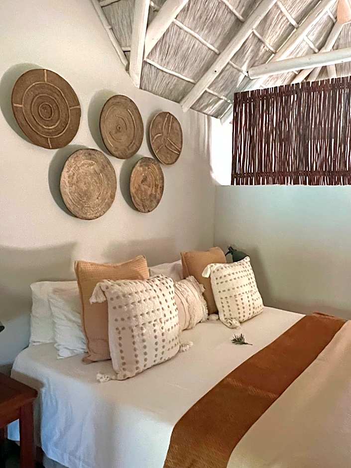 iKhaya LamaDube Game Lodge