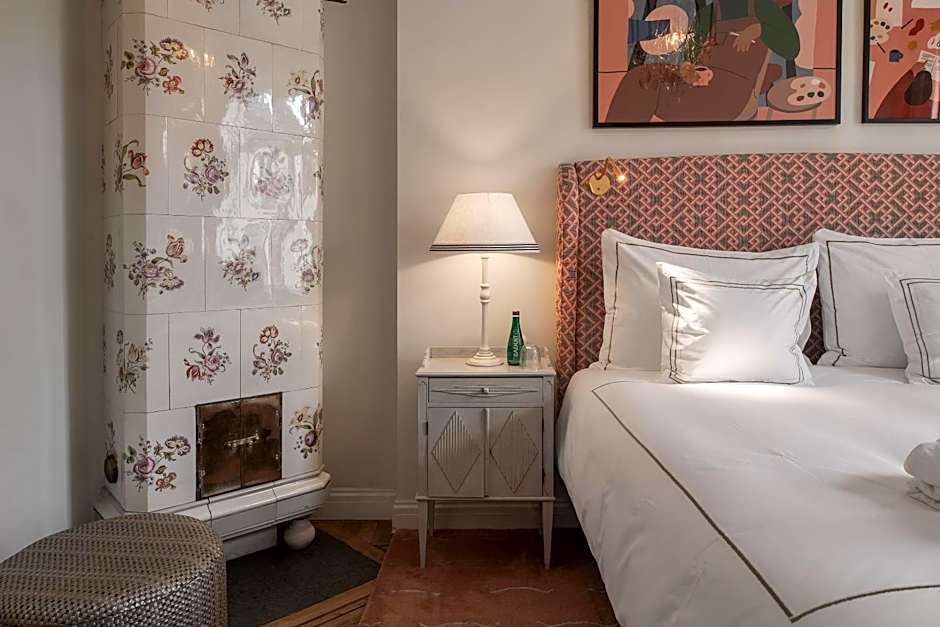 The Sparrow Hotel