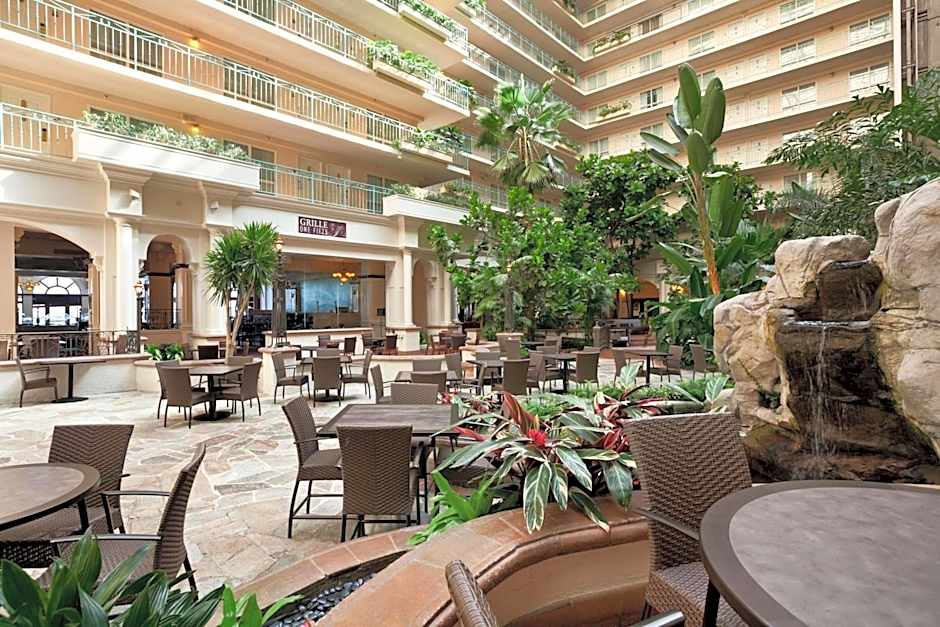 Embassy Suites by Hilton San Francisco Airport Waterfront
