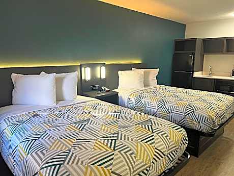 2 Full Beds | Non-Smoking, Kitchen