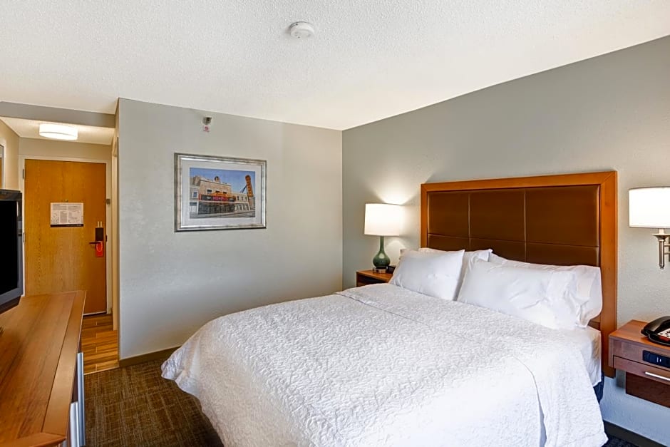 Hampton Inn Memphis Poplar